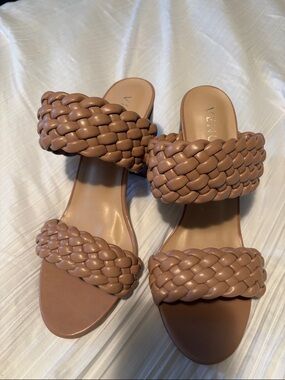 VENUS Braided Double-Strap Slide Mules in Tan